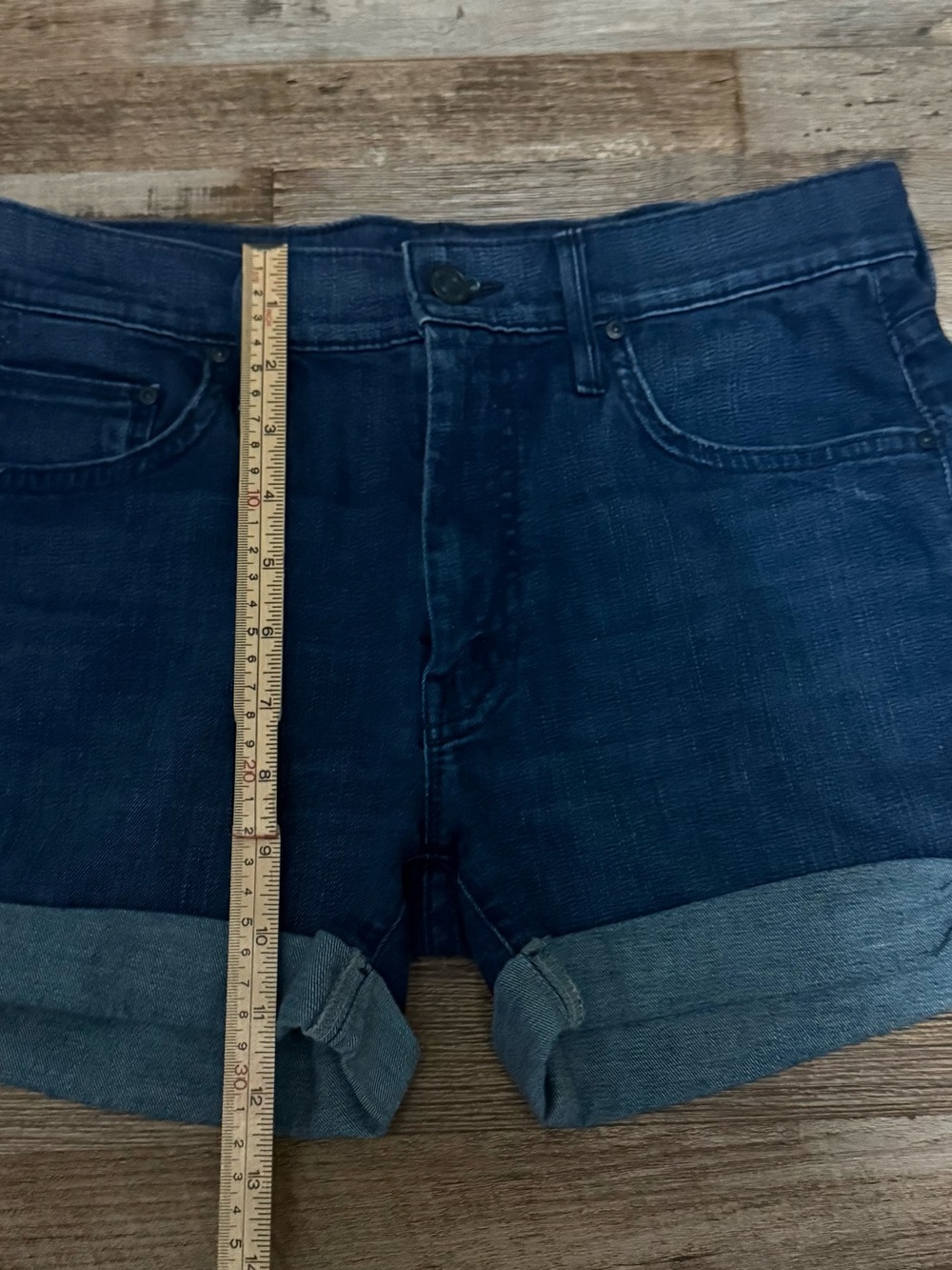 MOTHER Dropout Cuff Shorts Size 26 EUC - Picture 3 of 9